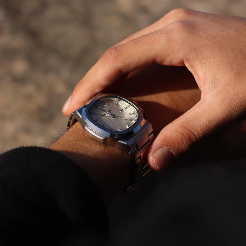 Poedagar Quartz water resist original watch