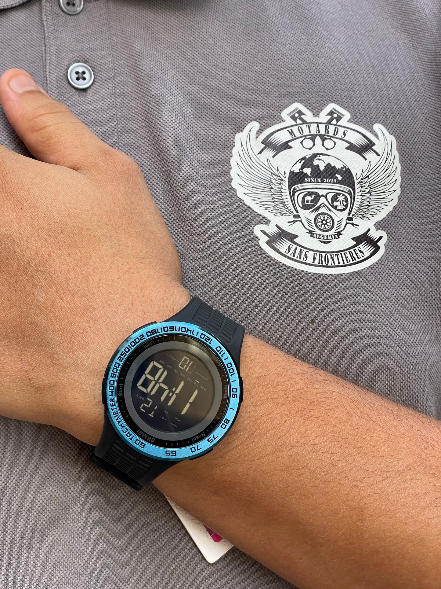 SKMEI 2155 – Montre numérique lumineuse