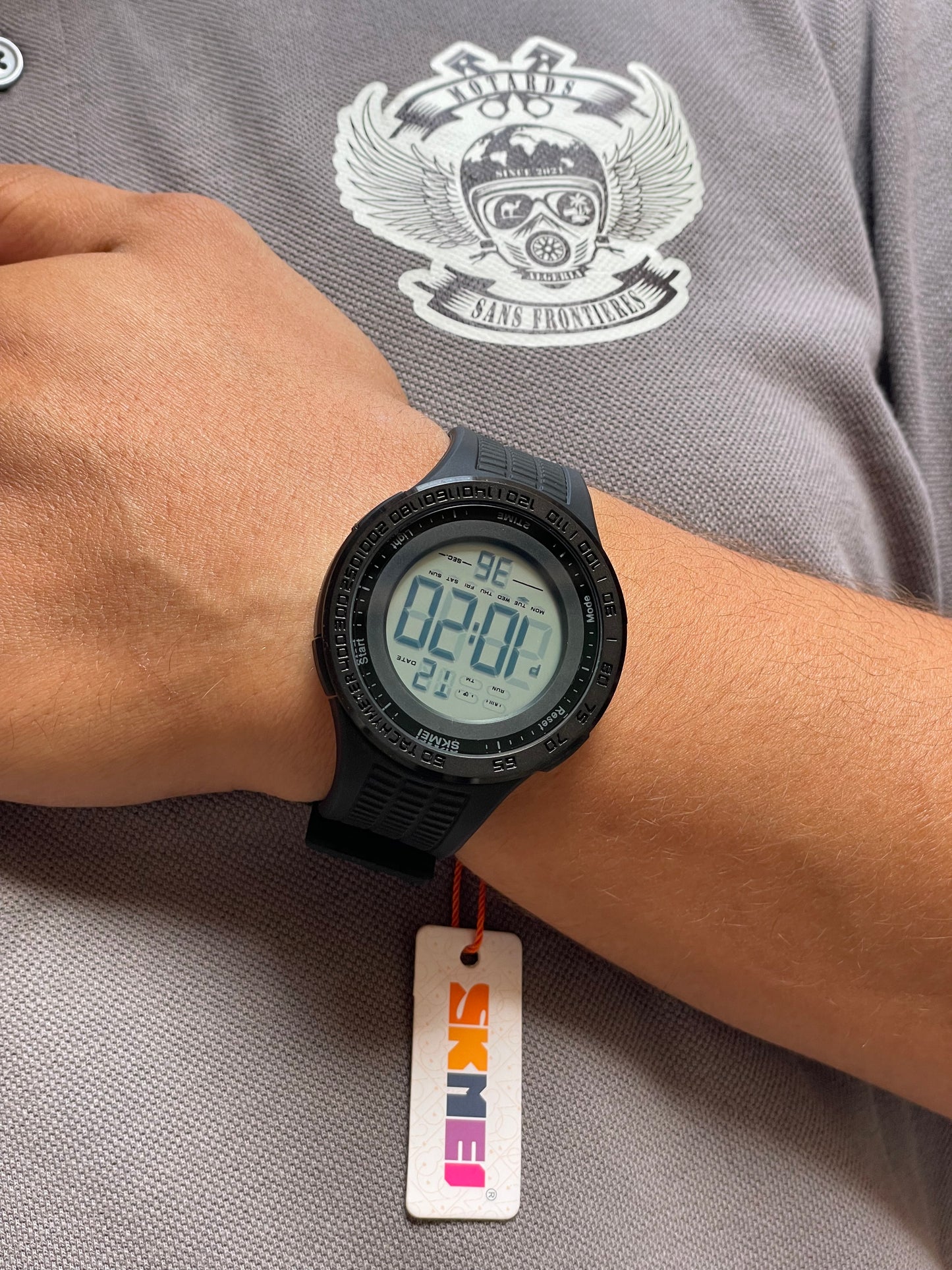 SKMEI 2155 – Montre numérique lumineuse