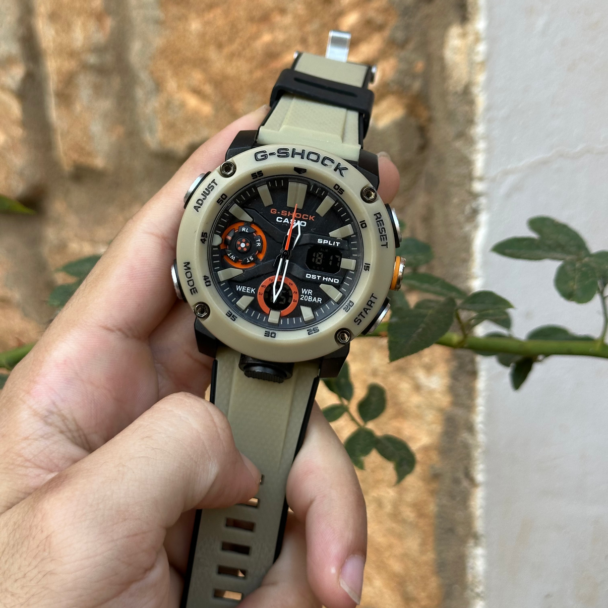 Montre sport pour homme en carbone
