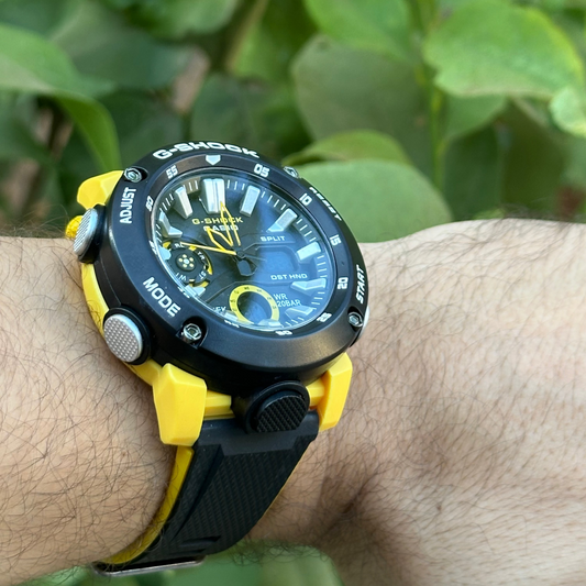Montre sport pour homme en carbone